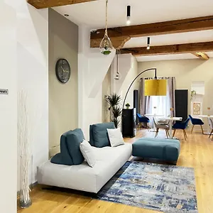 https://affittacamere-san-petronio-house.emilia-romagnahotels.net